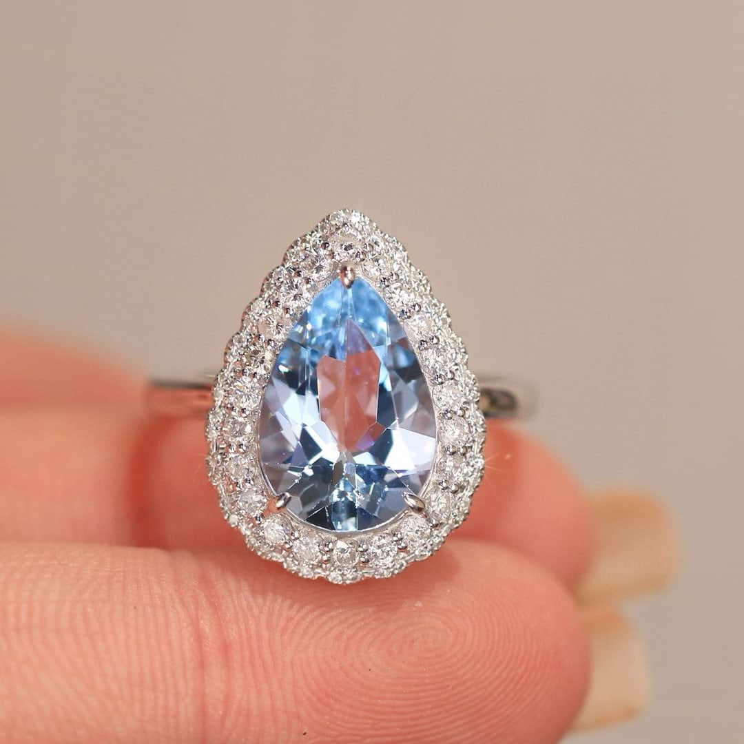 14k Gold 3.68 Ctw Natural Aquamarine & Diamond Ring - 7