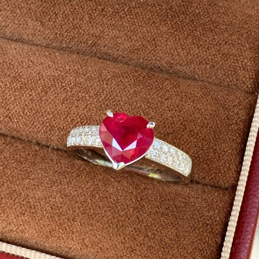 14k Gold 2.31 Ctw Natural Ruby & Diamond Ring - 2