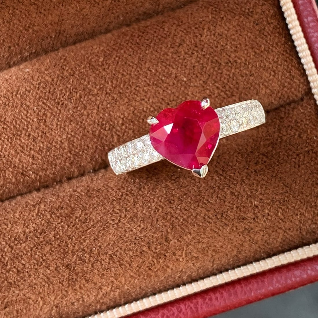 14k Gold 2.31 Ctw Natural Ruby & Diamond Ring - 3