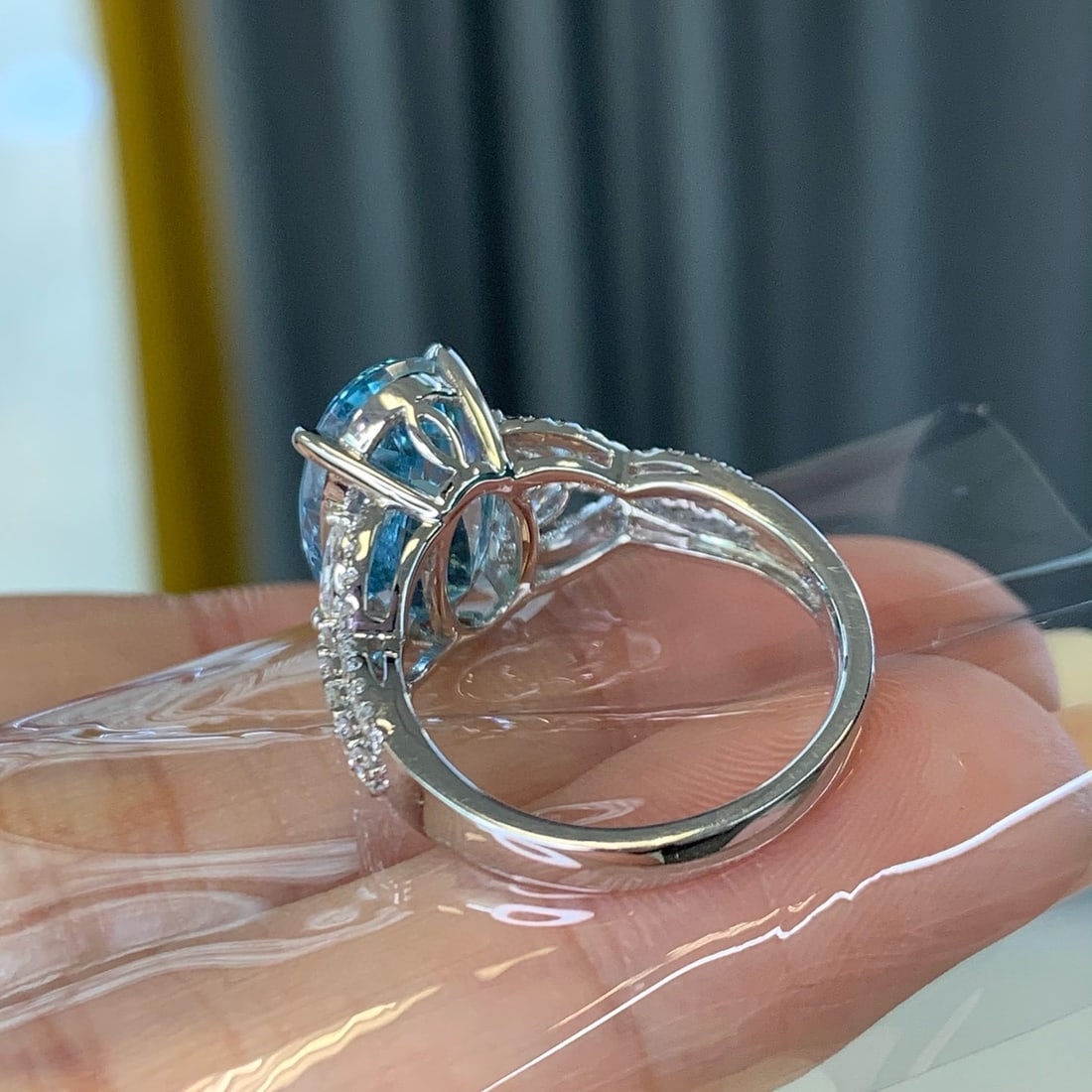 14k Gold 5.39 Ctw Natural Aquamarine & Diamond Ring - 4