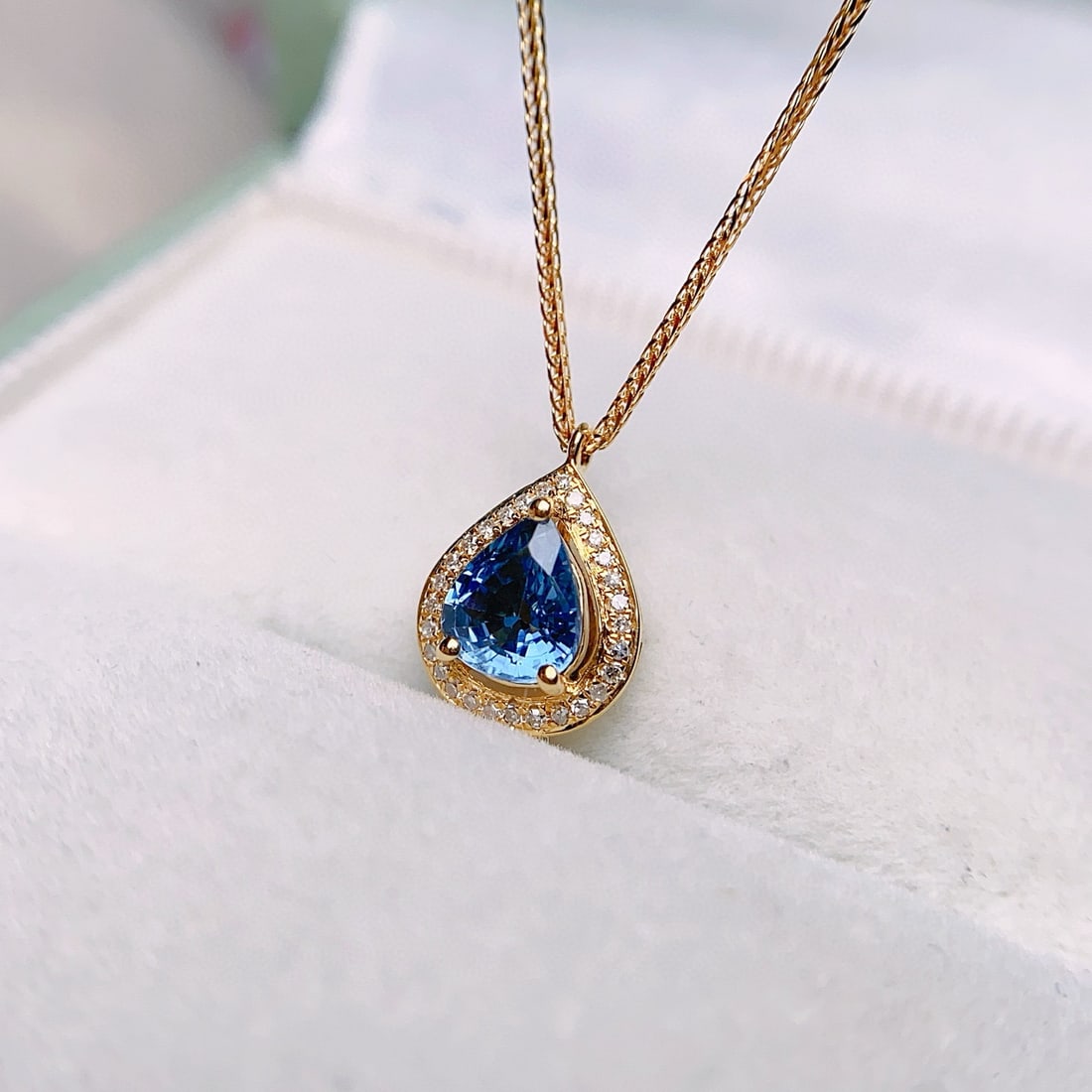 14k Gold 0.75 Ct Natural Sapphire & Diamond Necklace - 4