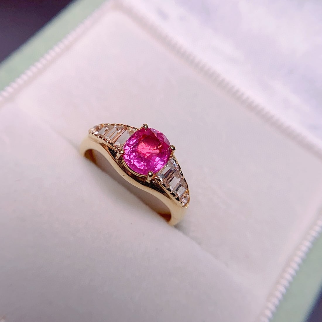 14k Gold 1.25 Ct Natural Ruby & Diamond Ring - 3