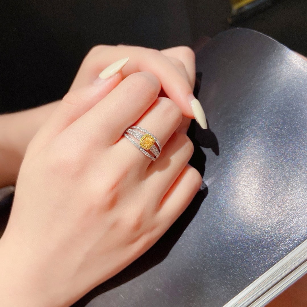 14k Gold 0.81 Ctw Natural Yellow Diamond & Diamond Ring - 3