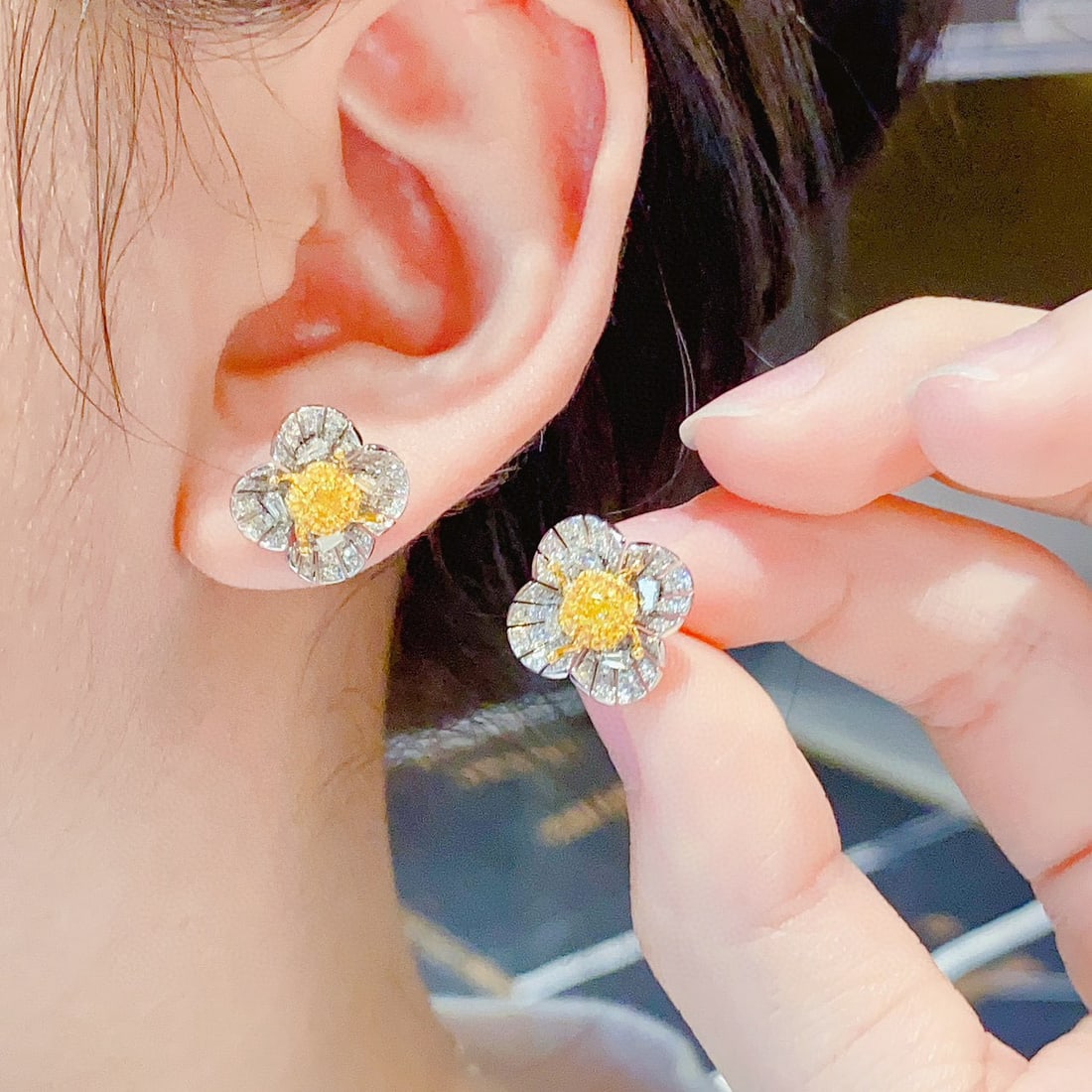 14k Gold 1.05 Ctw Natural Yellow Diamond & Diamond Earrings - 5