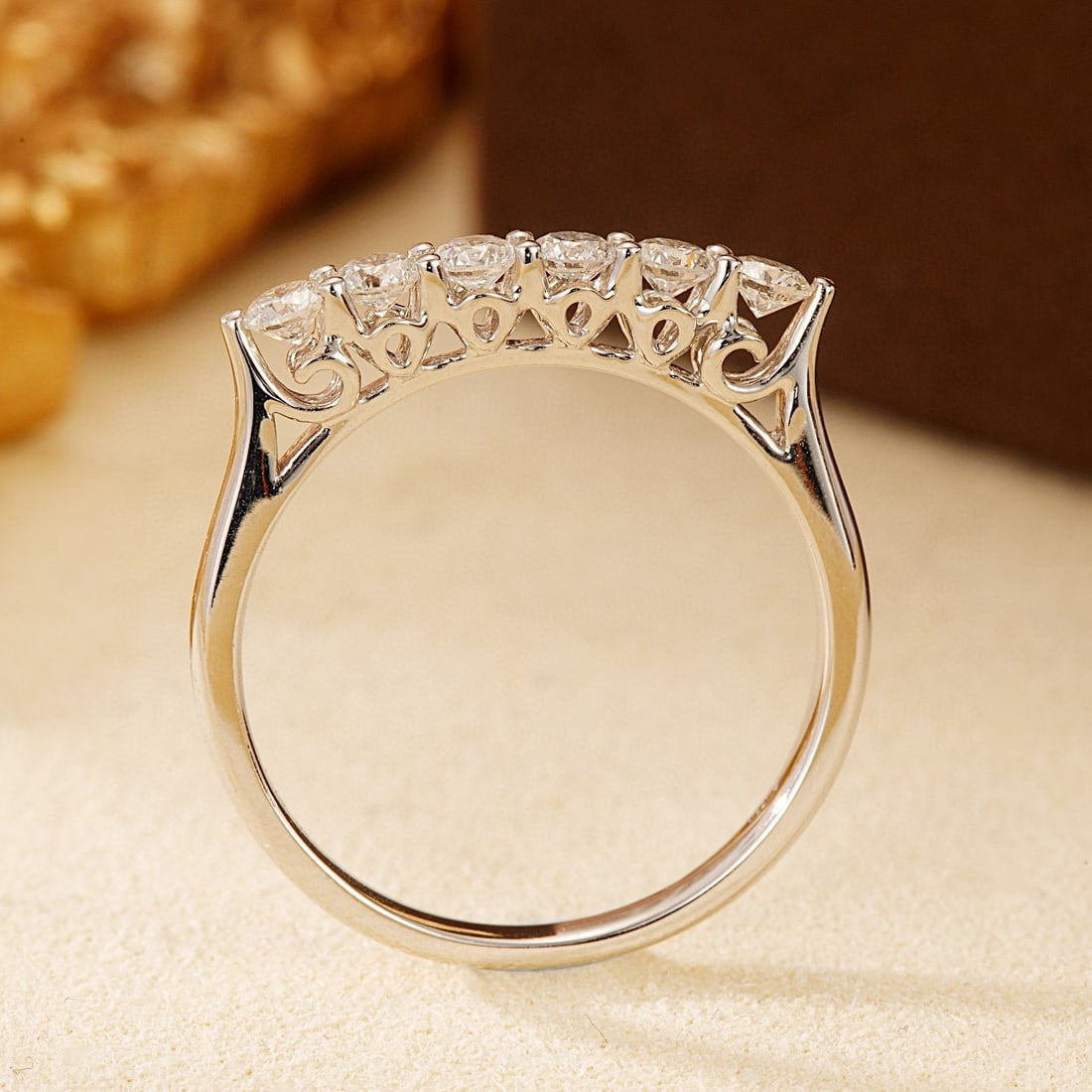 14k Gold 0.47 Ct Natural H Diamond Ring - 2