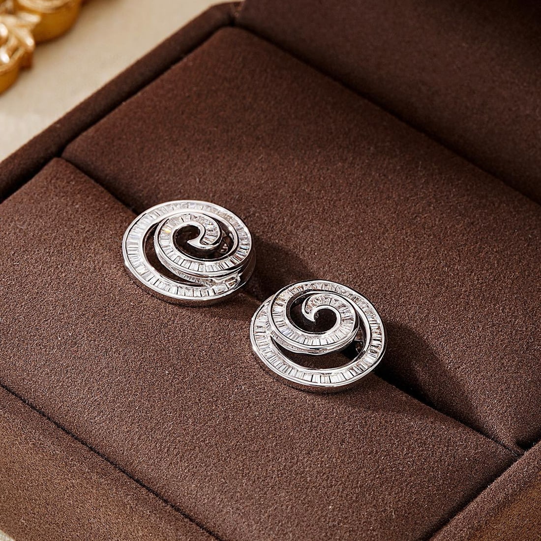 14k Gold 0.64 Ct Natural H Diamond Earrings - 2