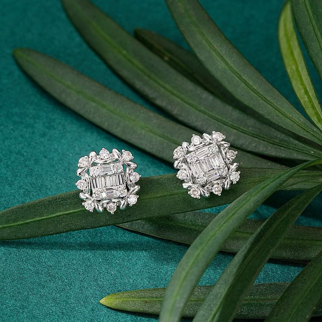 14k Gold 0.48 Ctw Natural H Diamond Earrings - 3