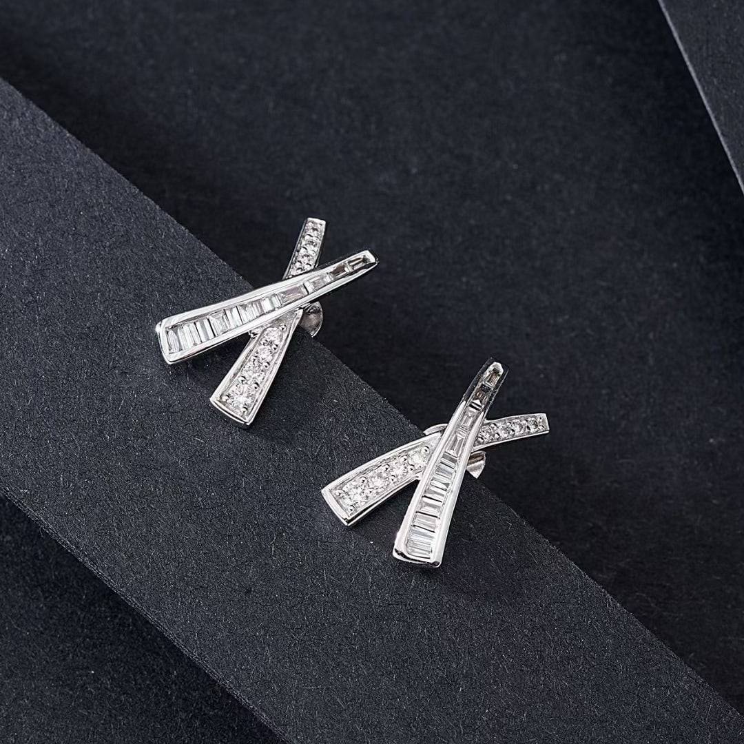 14k Gold 0.30 Ctw Natural H Diamond Earrings - 2