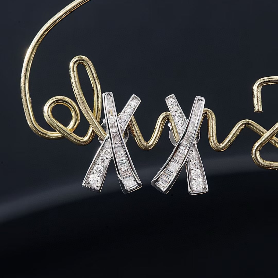 14k Gold 0.30 Ctw Natural H Diamond Earrings - 4