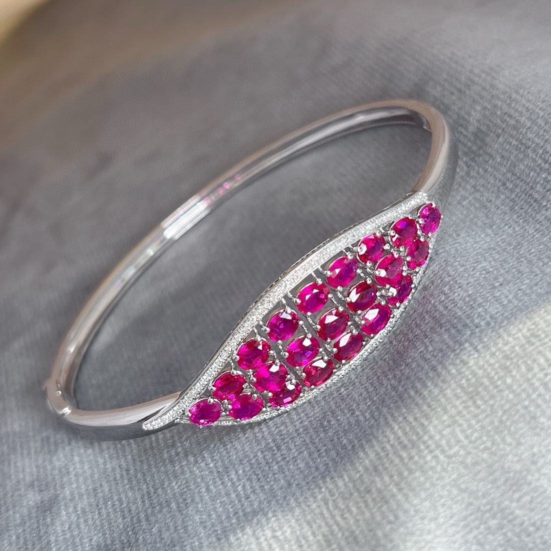 14k Gold 5.50 Ct Natural Ruby & Diamond Bangle - 6