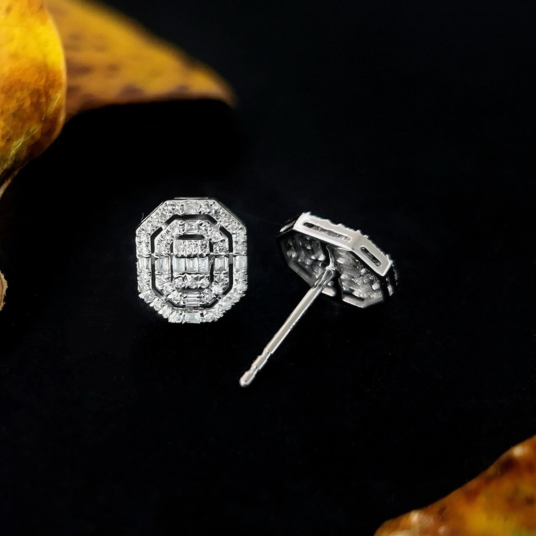14k Gold 0.32 Ct Natural H Diamond Earrings - 2