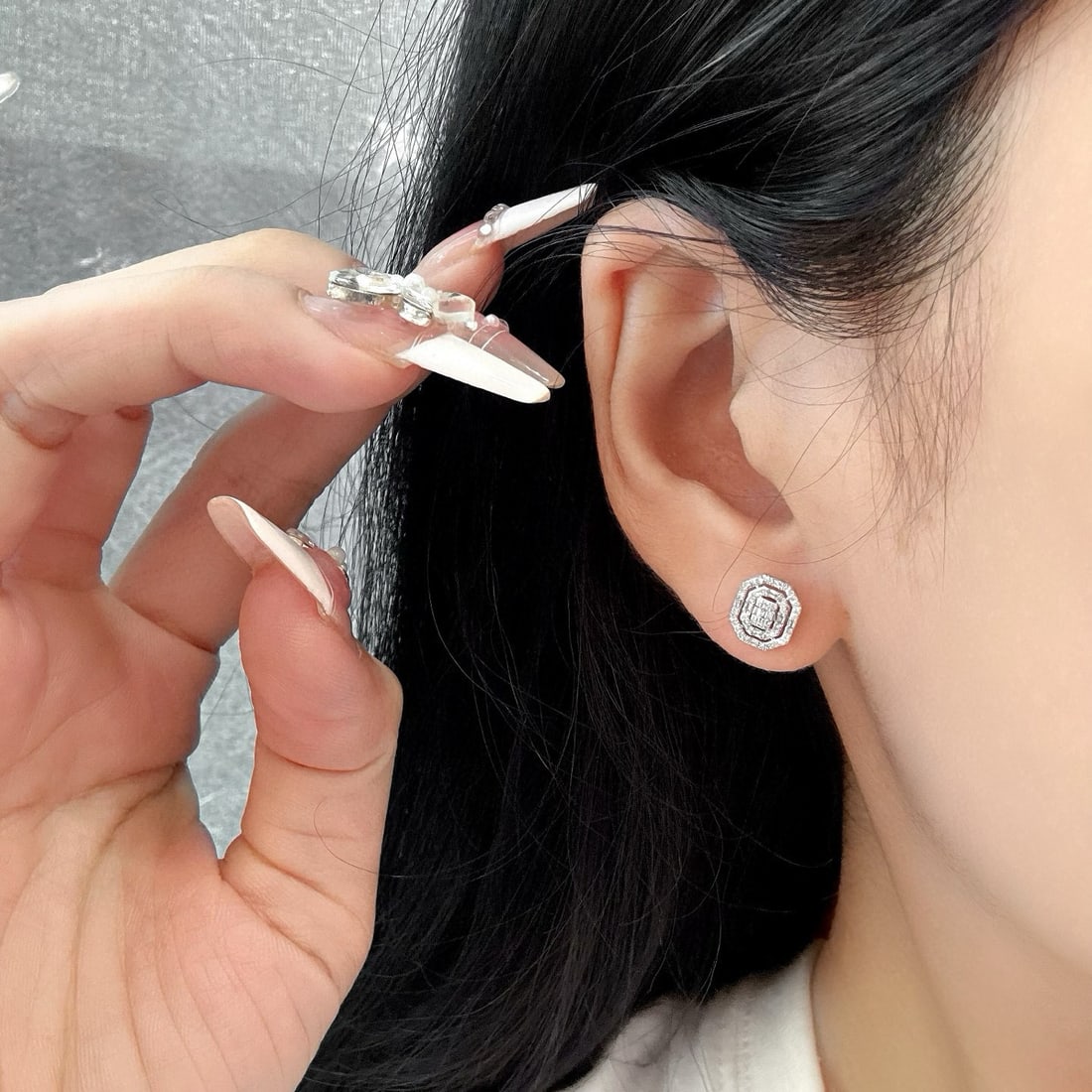 14k Gold 0.32 Ct Natural H Diamond Earrings - 5