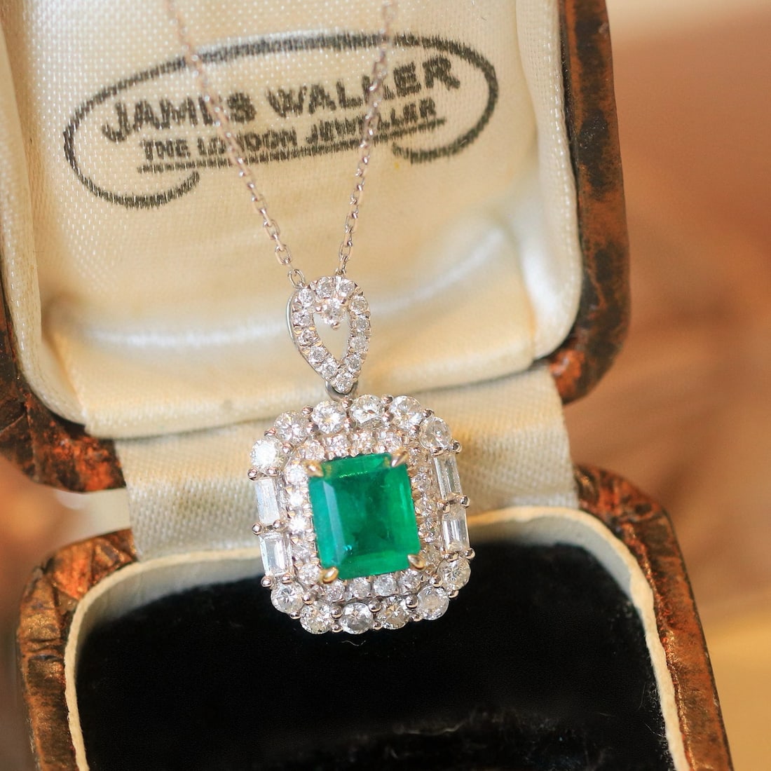 14k Gold 1.78 Ctw Natural Emerald & Diamond Pendant( Without Chain ) - 7