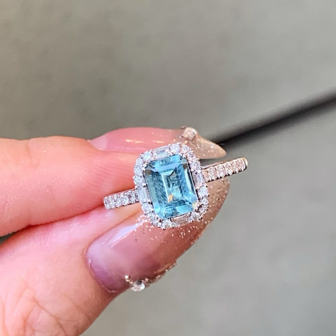 14k Gold 1.34 Ctw Natural Aquamarine & Diamond Ring - 4