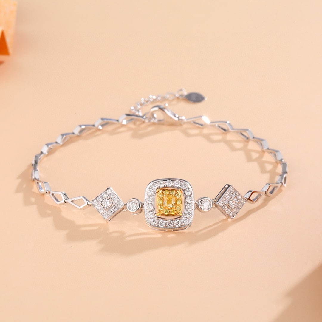 14k Gold 0.61 Ctw Natural Yellow Diamond & Diamond Bracelet: Ref:230981229 / / gold content:14k gold / / main gemstone:yellow diamond / / shape:cushion / / carat weight:0. 1ct / / color:yellow / / treatment:natural / / / / adjacent gemstone 2 : diamond / /