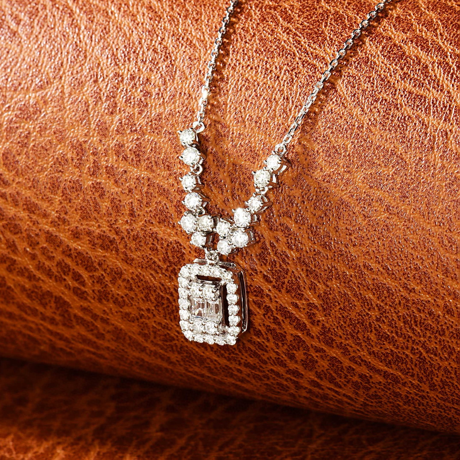 14k Gold 0.60 Ctw Natural H Diamond Necklace - 2