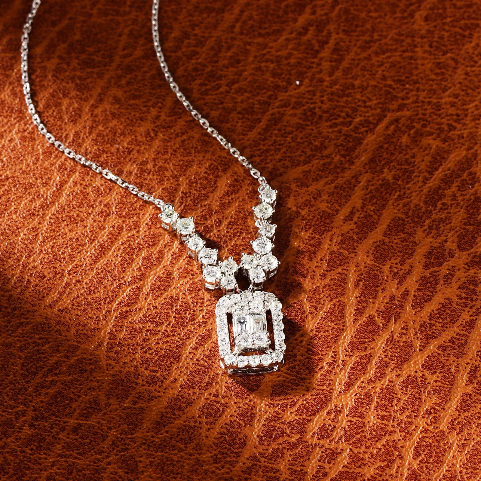 14k Gold 0.60 Ctw Natural H Diamond Necklace - 3