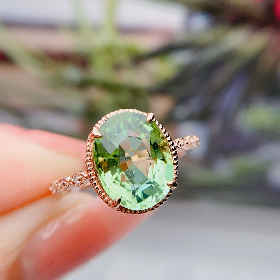 14k Gold 4.50 Ct Natural Tourmaline & Diamond Ring: Ref:230981247 / / gold content:14k gold / / ring size:7. 25us / / / / main gemstone:tourmaline / / shape:oval / / carat weight:4. 50ct / / color:green / / treatment:natural / / / / adjacent gemstone