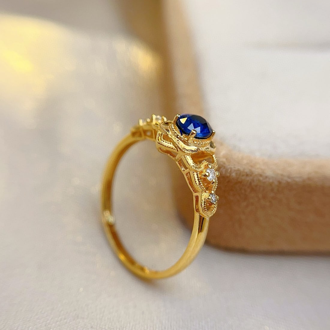 14k Gold 0.58 Ct Natural Sapphire & Diamond Ring - 5