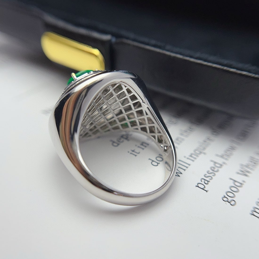 14k Gold 1.00 Ct Vivid Green Natural Emerald & Diamond Ring - 5