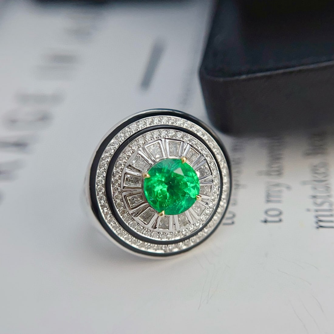 14k Gold 1.00 Ct Vivid Green Natural Emerald & Diamond Ring - 7
