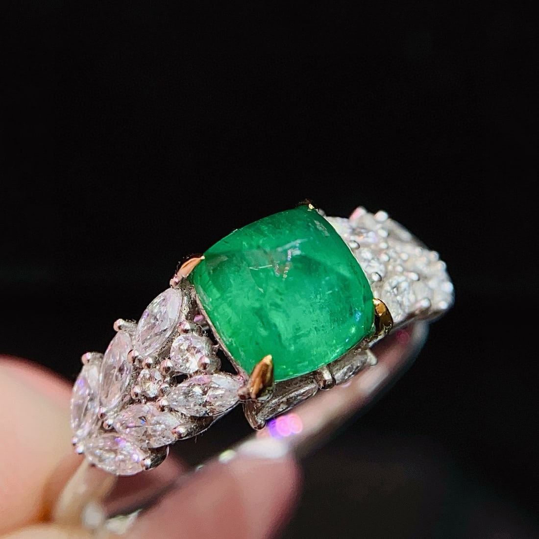 14k Gold 1.50 Ct Vivid Green Natural Emerald & Diamond Ring - 5