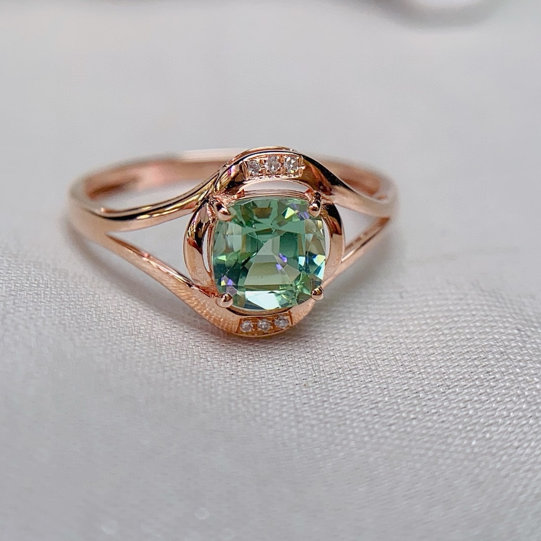 14k Gold 0.90 Ct Natural Tourmaline & Diamond Ring - 3