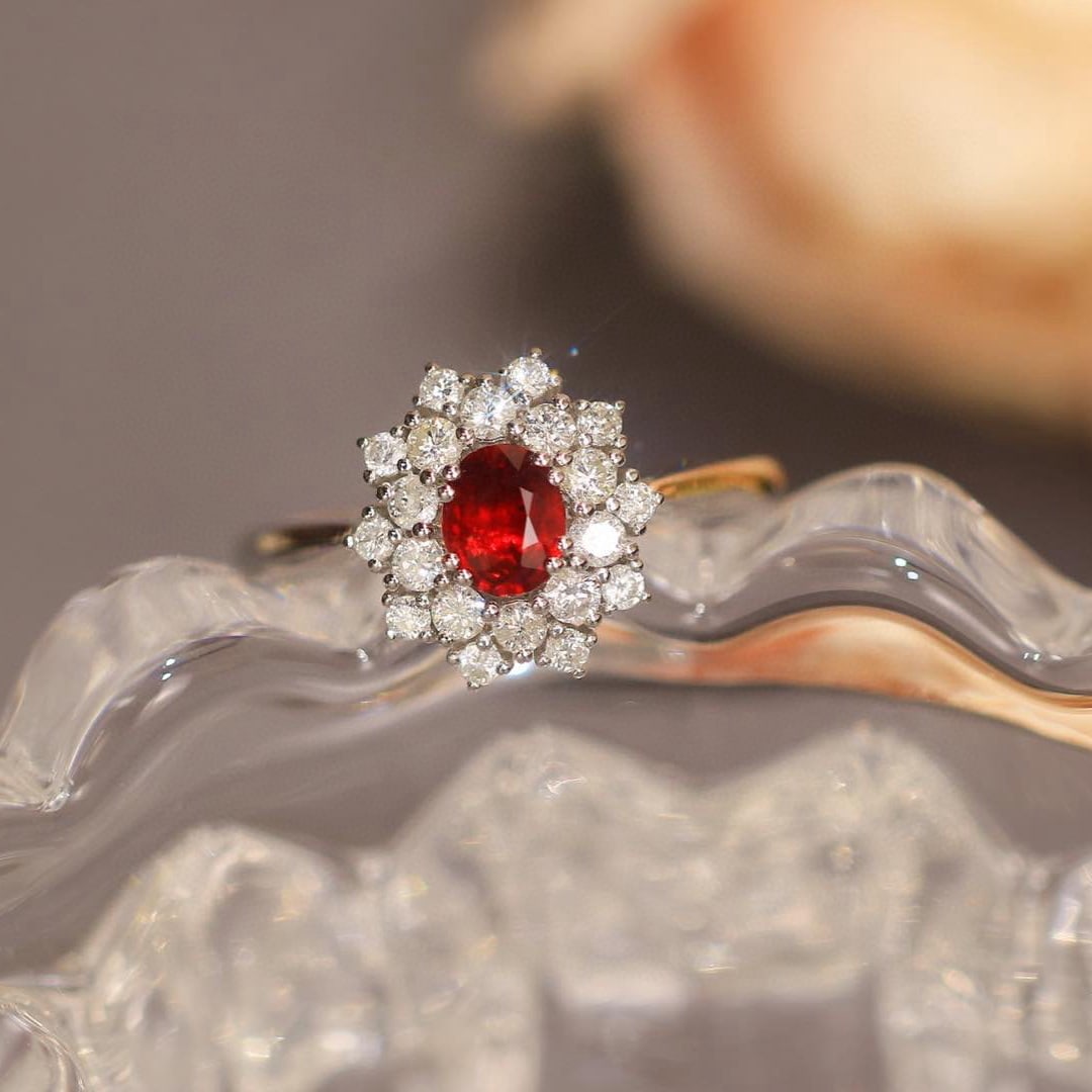 14k Gold 0.93 Ctw Natural Ruby & Diamond Ring - 6