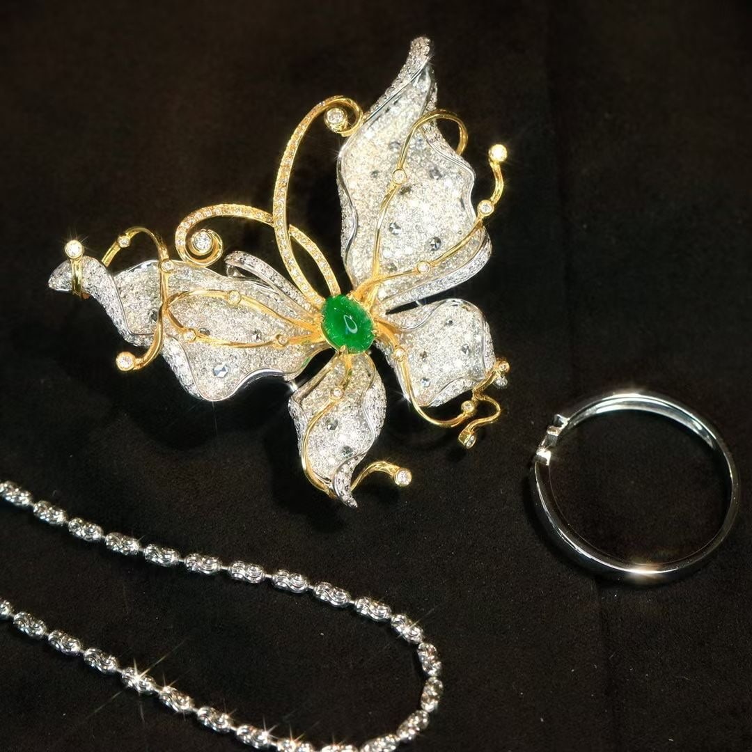 14k Gold 3.14 Ctw Vivid Green Natural Emerald & Diamond & Butterfly Ring/brooch/pendant( Without ... - 2