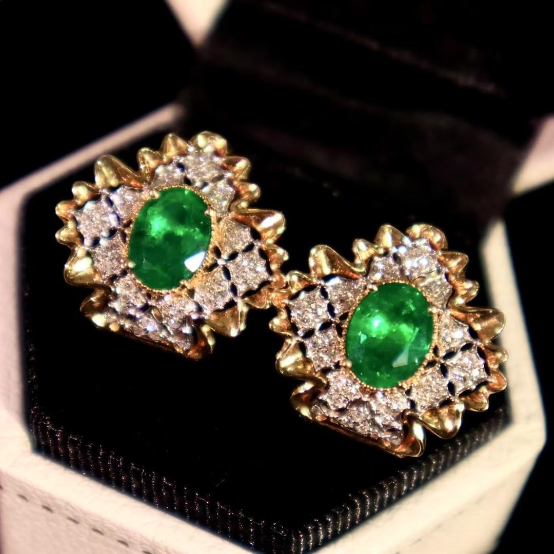14k Gold 2.40 Ctw Vivid Green Natural Emerald & Diamond Earrings - 2