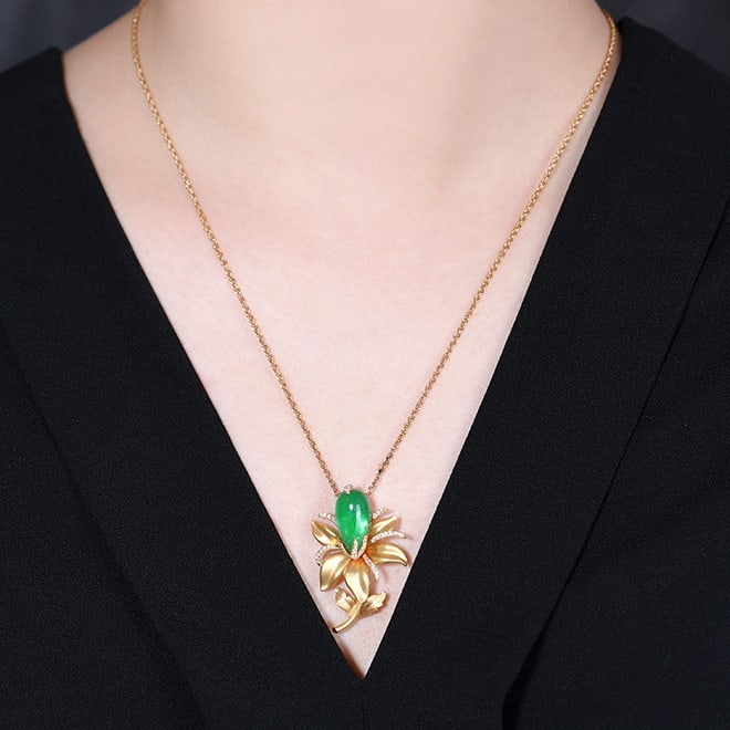 14k Gold 7.57 Ctw Vivid Green Natural Emerald & Diamond Brooch/pendant( Without Chain ) - 5