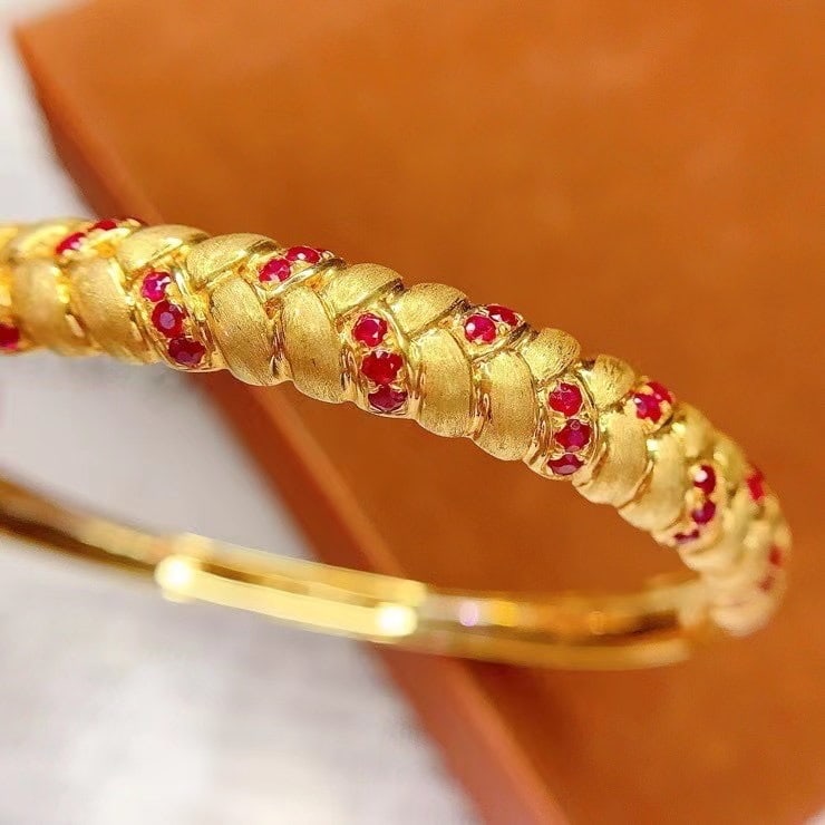 14k Gold 2 Ct Natural Ruby Bangle - 4