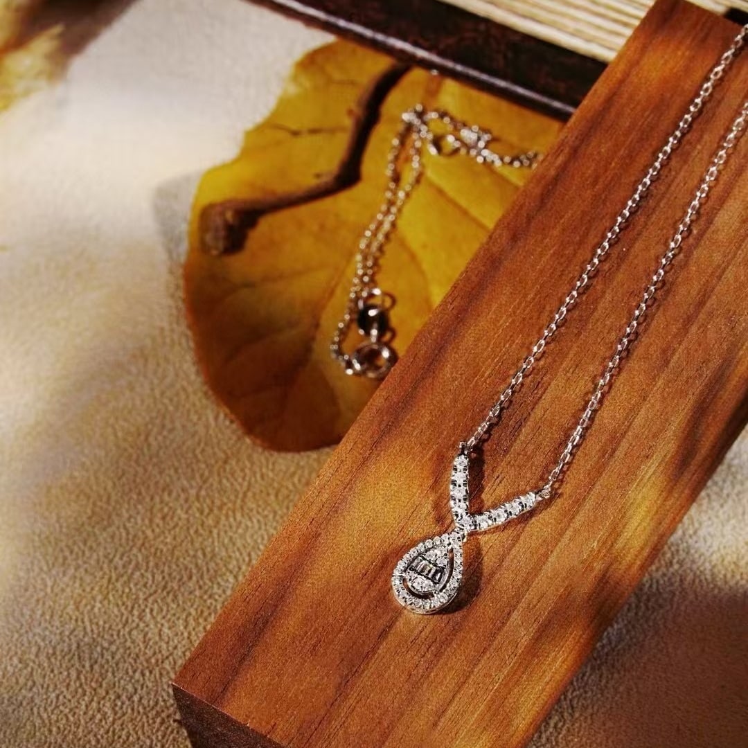 14k Gold 0.42 Ct Natural H Diamond Necklace - 2
