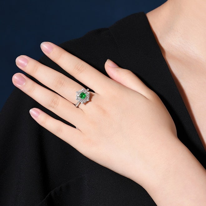 14k Gold 1.45 Ctw Vivid Green Natural Emerald & Diamond Ring/pendant( Without Chain ) - 2