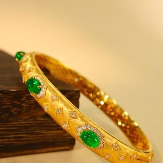14k Gold 3.02 Ctw Vivid Green Natural Emerald & Diamond Bangle (1 of 9)