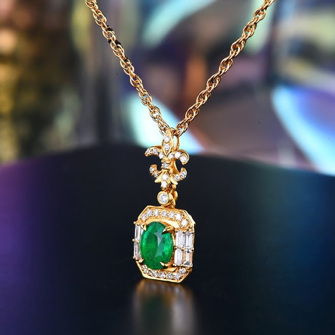 14k Gold 0.97 Ctw Vivid Green Natural Emerald & Diamond Pendant( Without Chain ) - 4