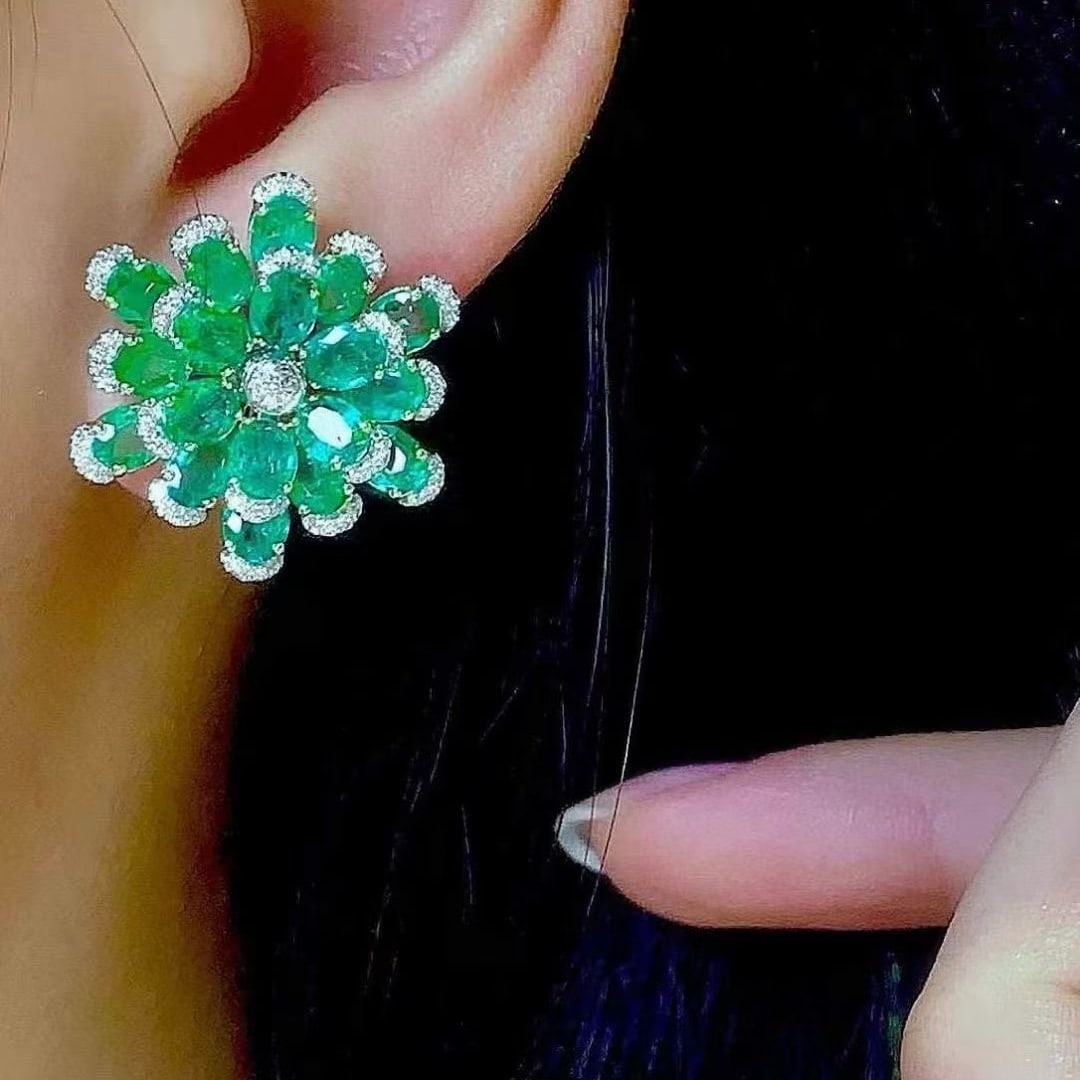 14k Gold 7.8 Ct Vivid Green Natural Emerald & Diamond Earrings - 3