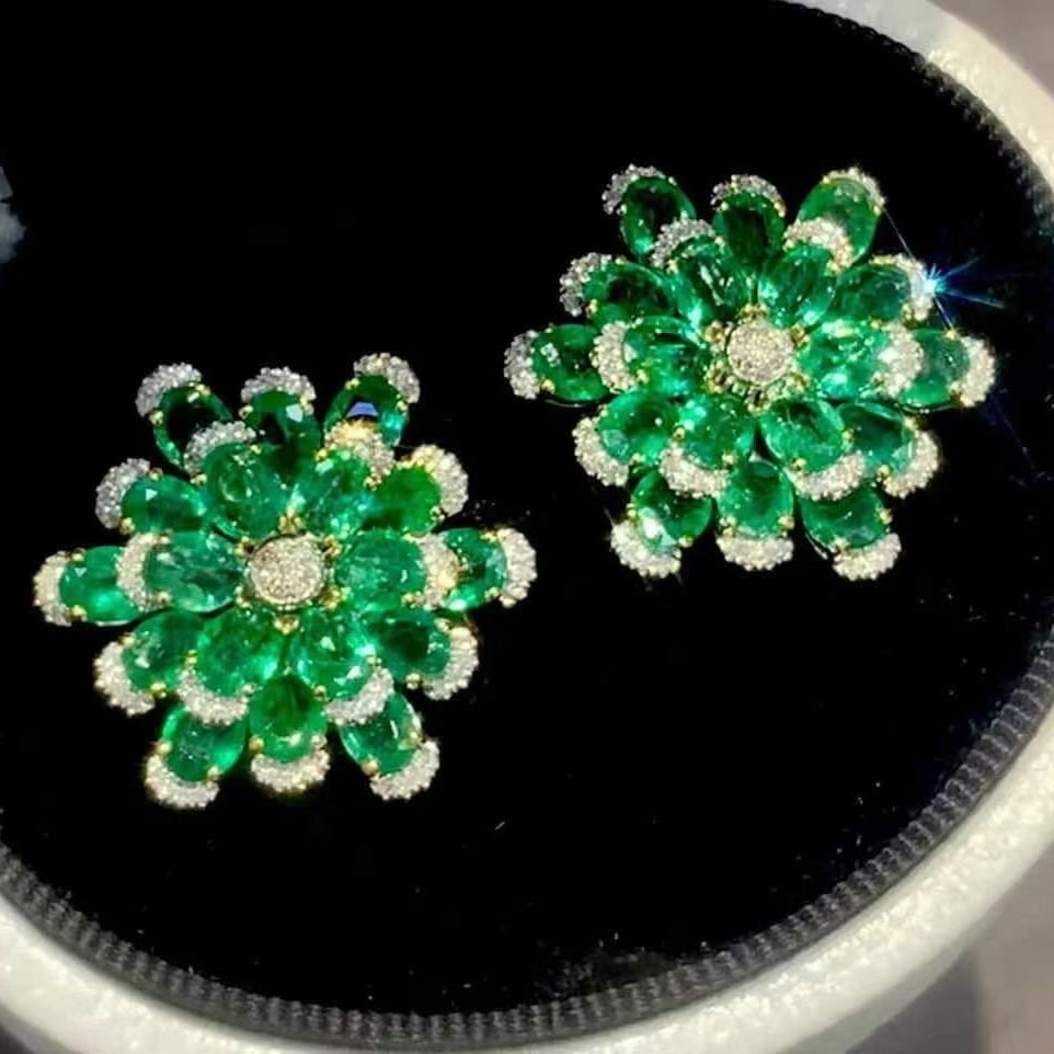 14k Gold 7.8 Ct Vivid Green Natural Emerald & Diamond Earrings - 4