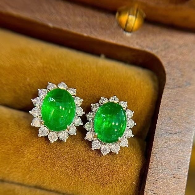 14k Gold 3.65 Ctw Vivid Green Natural Emerald & Diamond Earrings - 3