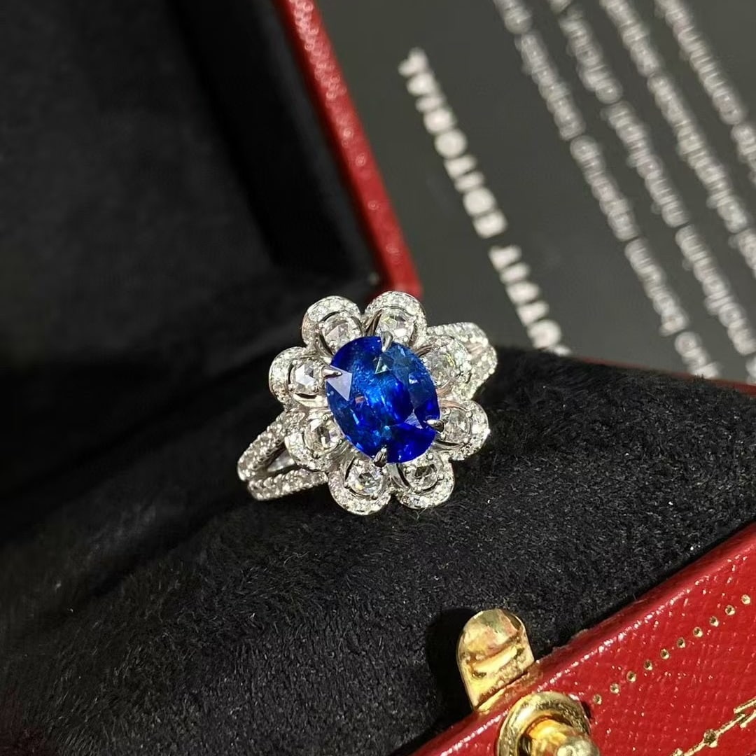 14k Gold 3.32 Ctw Natural Sapphire & Diamond Ring: Ref:230982105 / / gold content:14k gold / / ring size:7. 25us / / / / main gemstone:sapphire / / shape:oval / / carat weight:2. 59ct / / color:royal blue / / treatment:natural / / / / adjacent