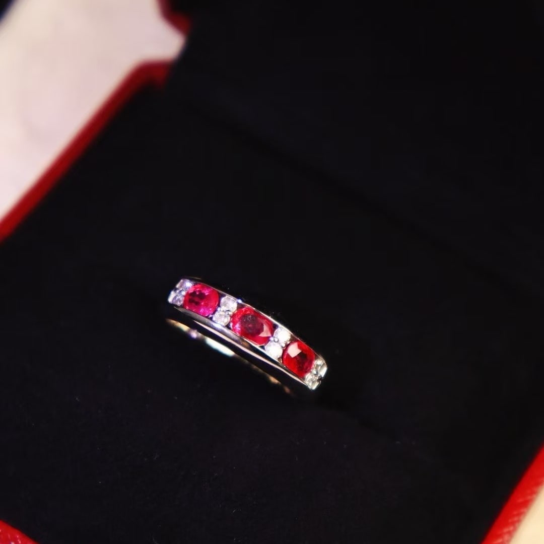 14k Gold 1.2 Ctw Natural Ruby & Diamond Ring - 3