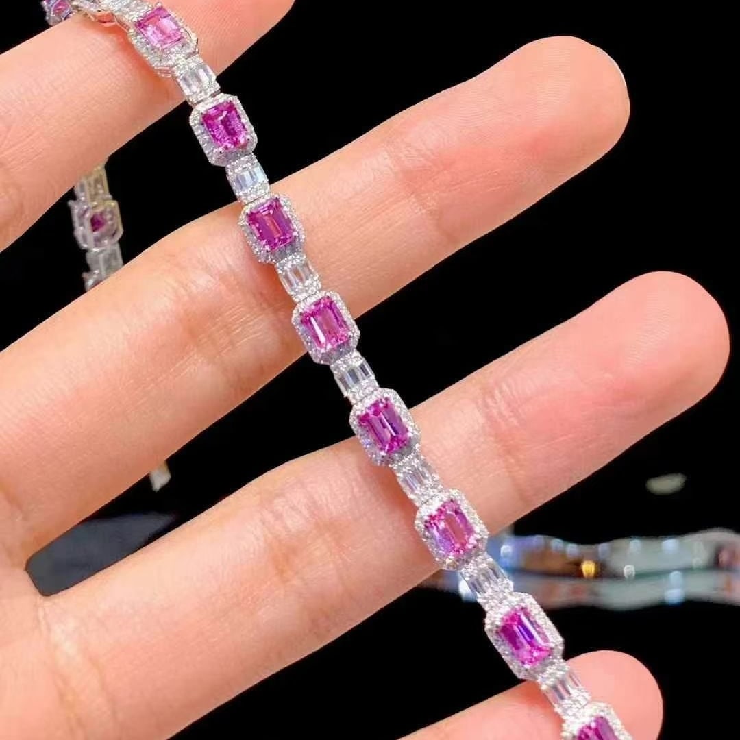 14k Gold 5.2 Ct Natural Padparadscha Sapphire & Diamond Bracelet: Ref:230982126 / / gold content:14k gold / / main gemstone:padparadscha sapphire / / shape:octagonal / / carat weight:5. 2ct / / color:orangish pink / / treatment:natural / / / / adjacent gemstone 2 :