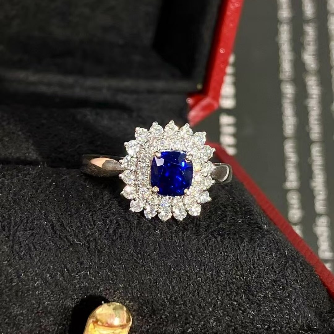 14k Gold 1.12 Ct Natural Sapphire & Diamond Ring - 3