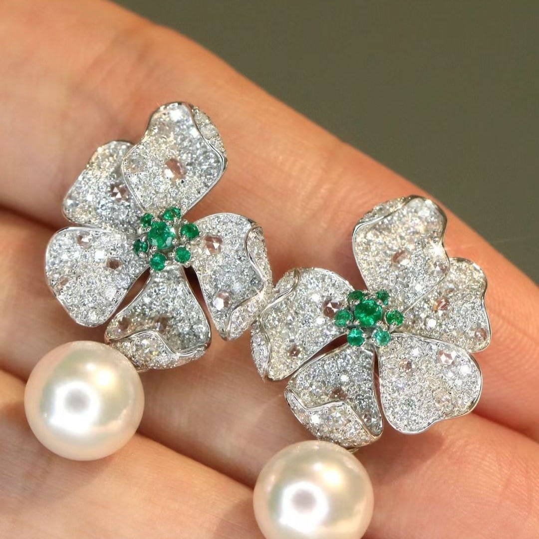 14k Gold 1.78 Ctw Vivid Green Natural Emerald & Diamond & Flowers Earrings - 4