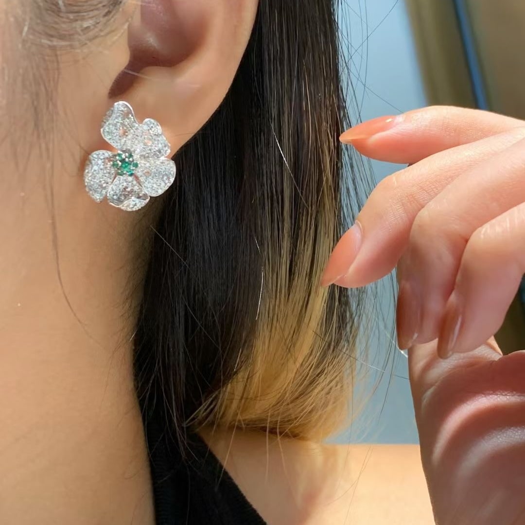 14k Gold 1.78 Ctw Vivid Green Natural Emerald & Diamond & Flowers Earrings - 6