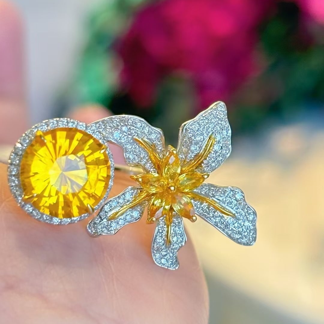 14k Gold 4.05 Ct Natural Sapphire & Diamond Ring: Ref:230982165 / / gold content:14k gold / / ring size:7. 25us / / / / main gemstone:sapphire / / shape:round / / carat weight:4. 05ct / / color:yellow / / treatment:natural / / cut grade:g / / / /