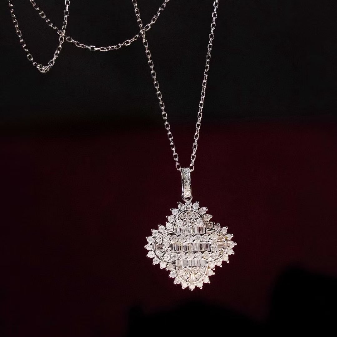 14k Gold 0.75 Ct Natural H Diamond Necklace: Ref:230982179 / / gold content:14k gold / / main gemstone:diamond / / shape:multiply / / carat weight:0. 75ct / / clarity grade:vs-si / / color:h / / treatment:natural / / High Estimate: 3000