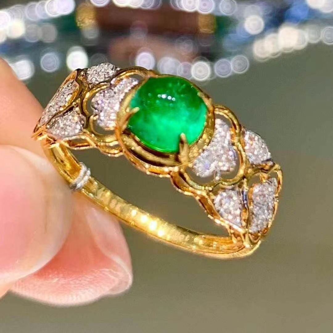 14k Gold 1.1 Ct Vivid Green Natural Emerald & Diamond Ring: Ref:230982186 / / gold content:14k gold / / ring size:7. 25us / / / / main gemstone:emerald / / shape:round / / carat weight:1. 1ct / / color:vivid green / / treatment:natural / / cut grade:g / / / /