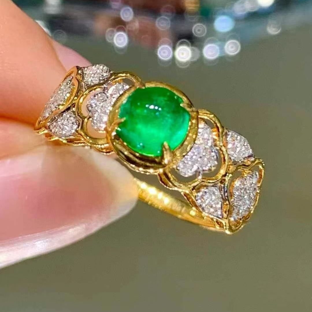 14k Gold 1.1 Ct Vivid Green Natural Emerald & Diamond Ring - 3