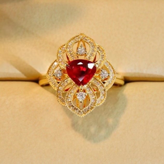 14k Gold 1.28 Ctw Natural Ruby & Diamond Ring: Ref:230982188 / / gold content:14k gold / / ring size:7. 25us / / / / main gemstone:ruby / / shape:pear / / carat weight:1. 00ct / / color:pigeonblood red / / treatment:natural / / / / adjacent